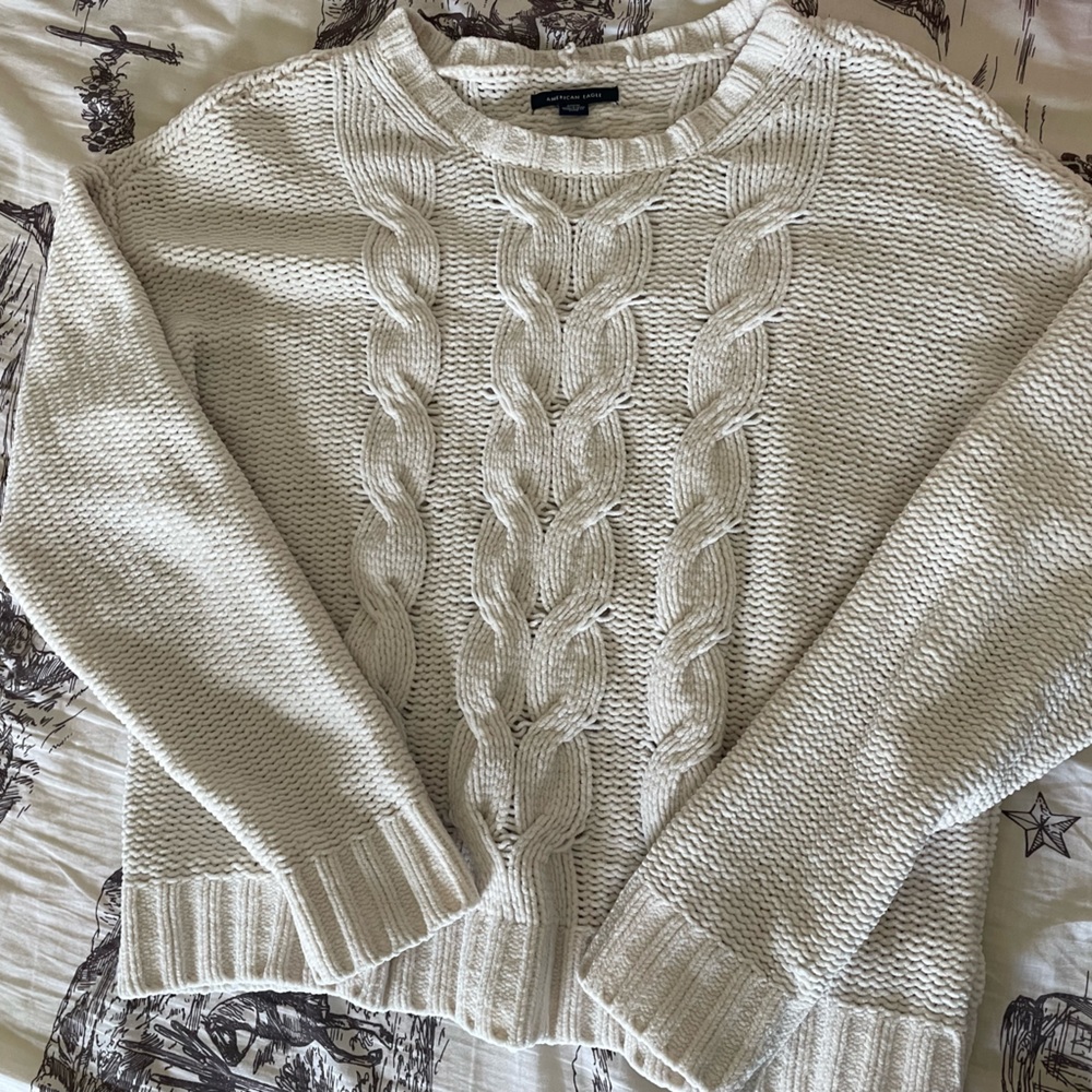 White/cream knitted sweater!